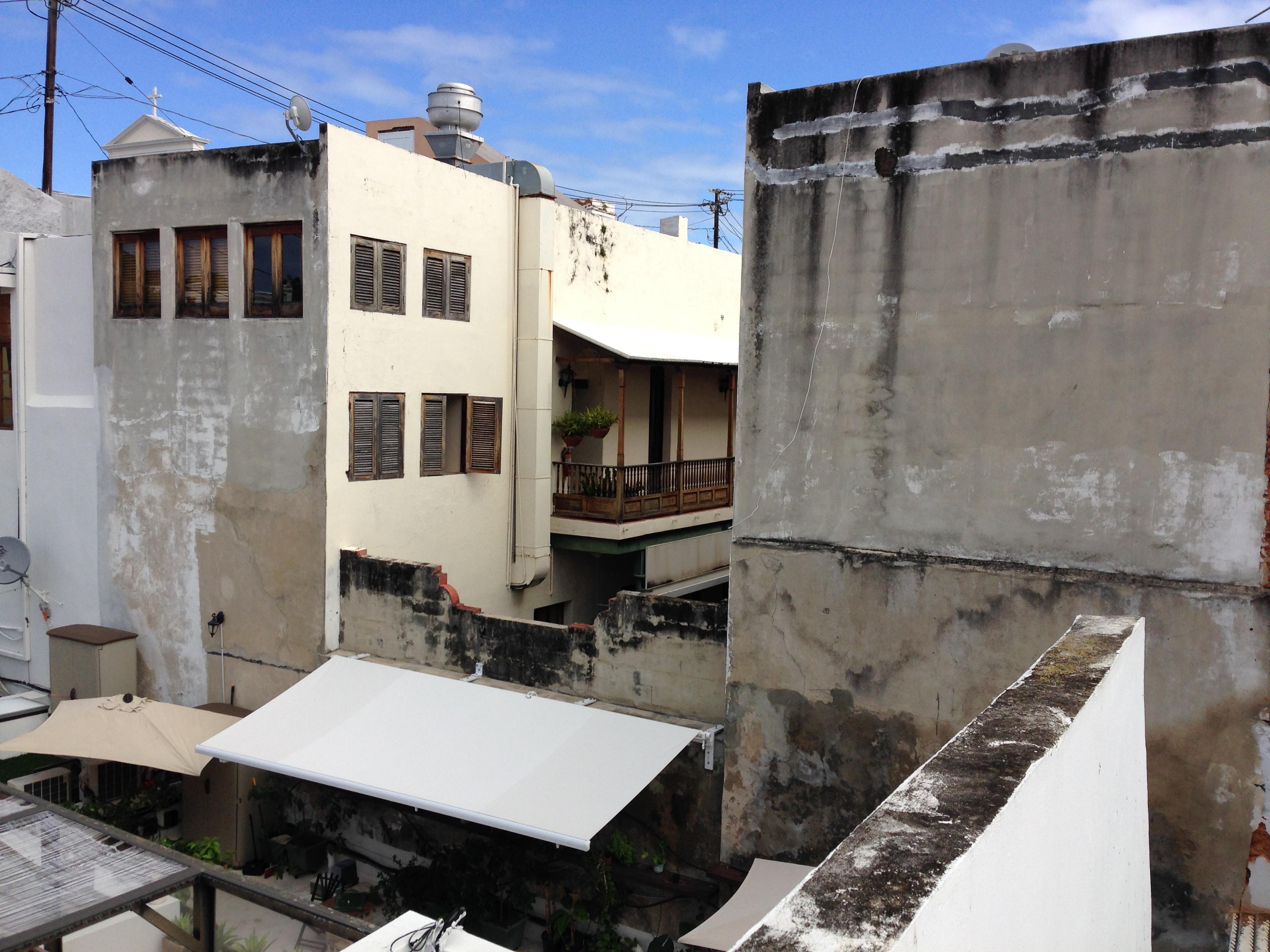Calle de la Fortaleza 61 - Iglesia Presbiteriana Hugh O’Neill Memorial - San Juan (Viejo San Juan) - 2015 00020